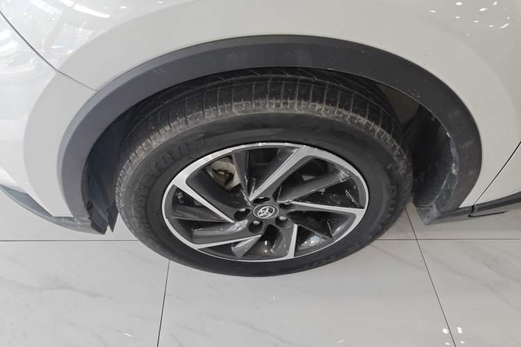 Used Toyota C-HR 2022 2.0L Leading Edition Left Front Wheel Hub
