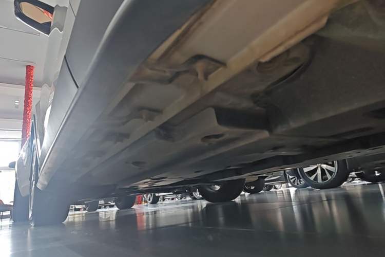 Used Toyota C-HR 2022 2.0L Leading Edition Left Side Sill