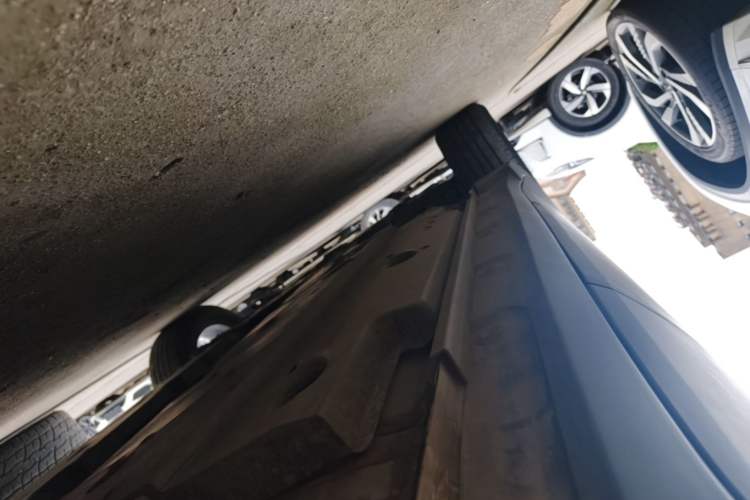 Used Toyota C-HR 2022 2.0L Comfort Edition Left Side Sill