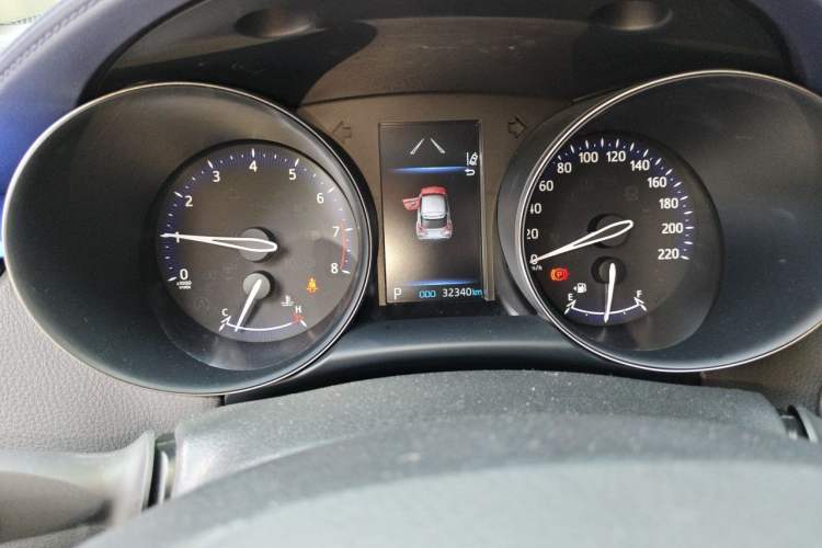Used Toyota C-HR 2022 2.0L Comfort Edition Odometer Close Up