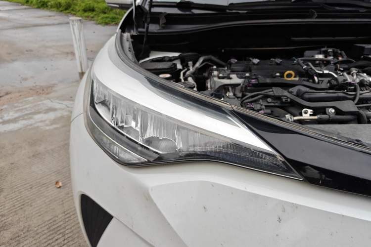 Used Toyota C-HR 2022 2.0L Leading Edition Right Front Headlight