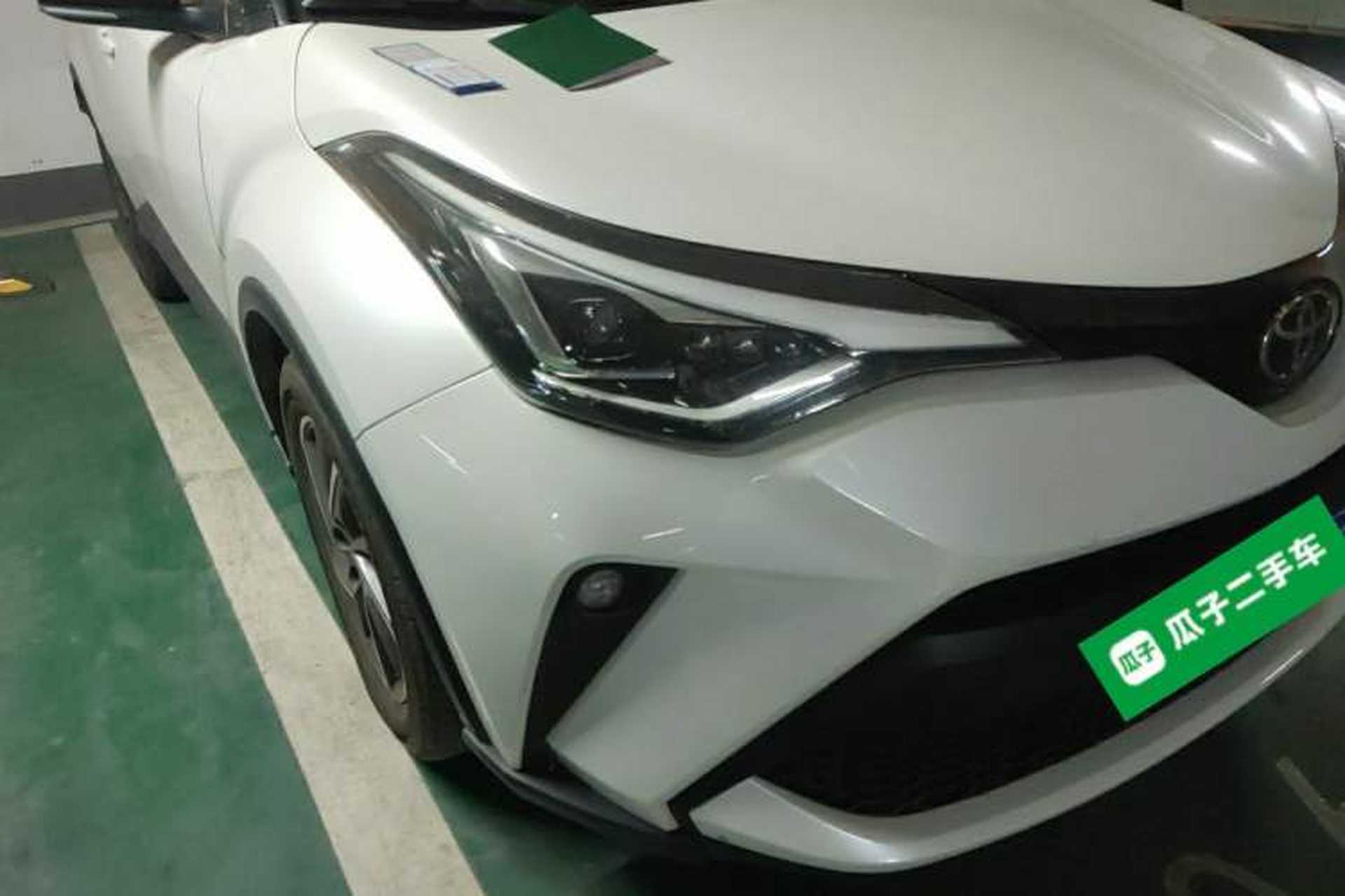 Used Toyota C-HR 2022 2.0L Leading Edition Right Front Headlight