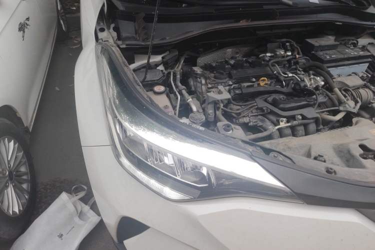 Used Toyota C-HR 2022 2.0L Leading Edition Right Front Headlight