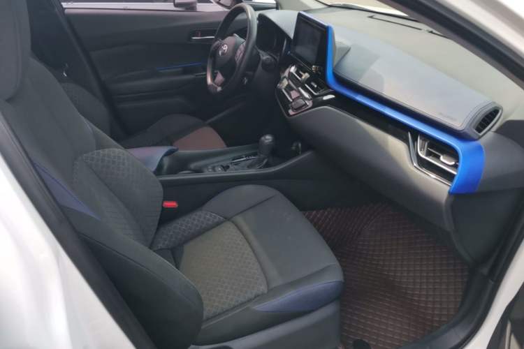 Used Toyota C-HR 2022 2.0L Comfort Edition Right Front Seat