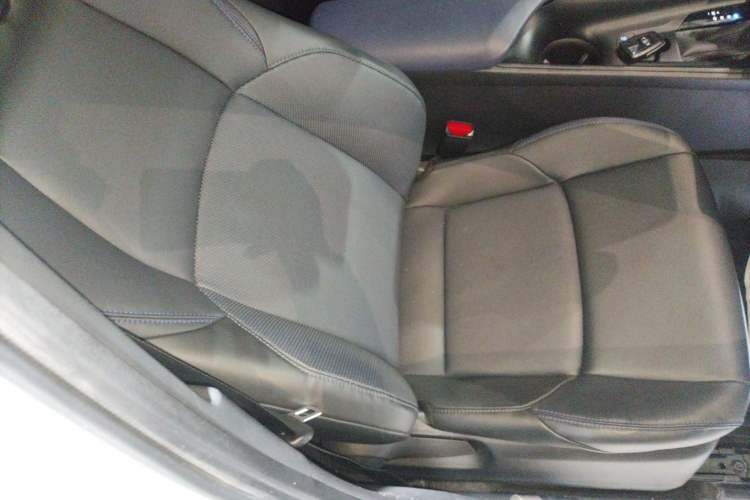 Used Toyota C-HR 2022 2.0L Leading Edition Right Front Seat