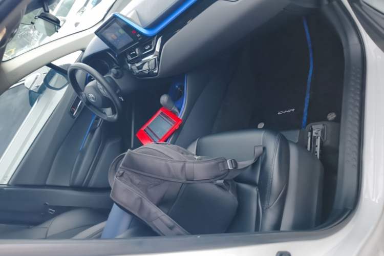 Used Toyota C-HR 2022 2.0L Comfort Edition Right Front Seat