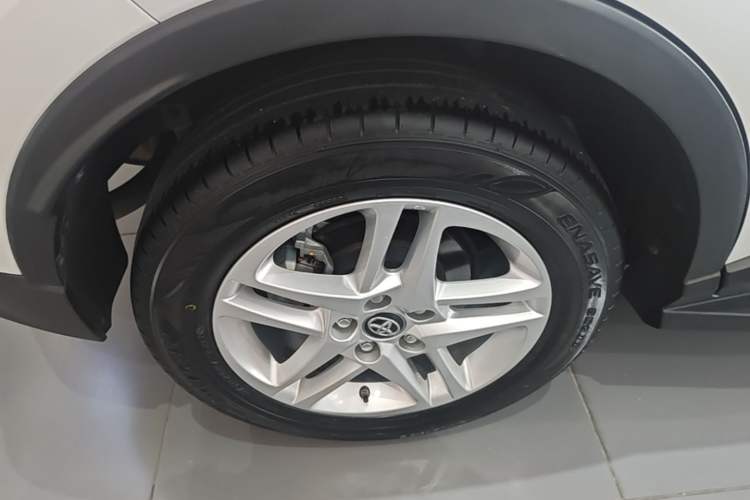 Used Toyota C-HR 2022 2.0L Leading Edition Right Rear Wheel Hub