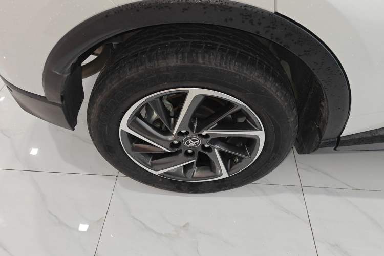 Used Toyota C-HR 2022 2.0L Leading Edition Right Rear Wheel Hub