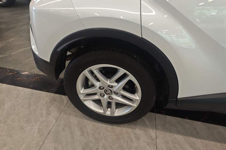 Used Toyota C-HR 2022 2.0L Leading Edition Right Rear Wheel Hub
