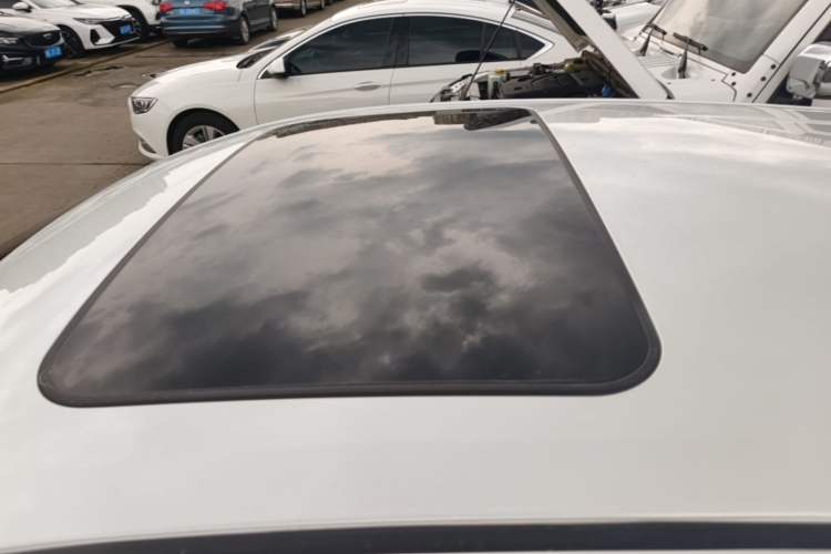 Used Toyota C-HR 2022 2.0L Comfort Edition Roof