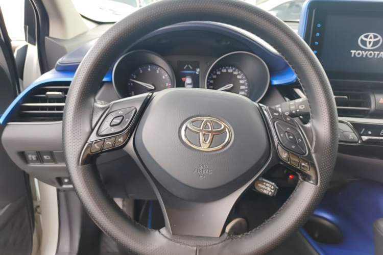 Used Toyota C-HR 2022 2.0L Comfort Edition Steering Wheel