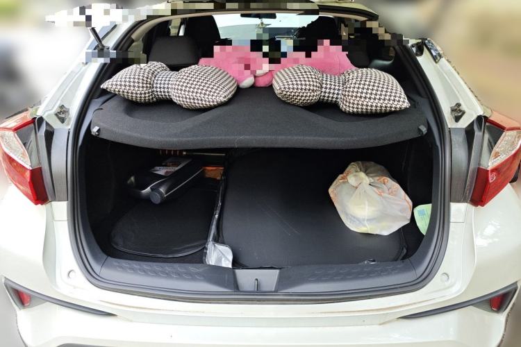 Used Toyota C-HR 2022 2.0L Comfort Edition Trunk