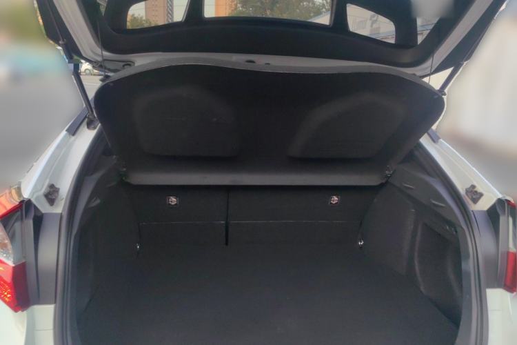Used Toyota C-HR 2022 2.0L Comfort Edition Trunk