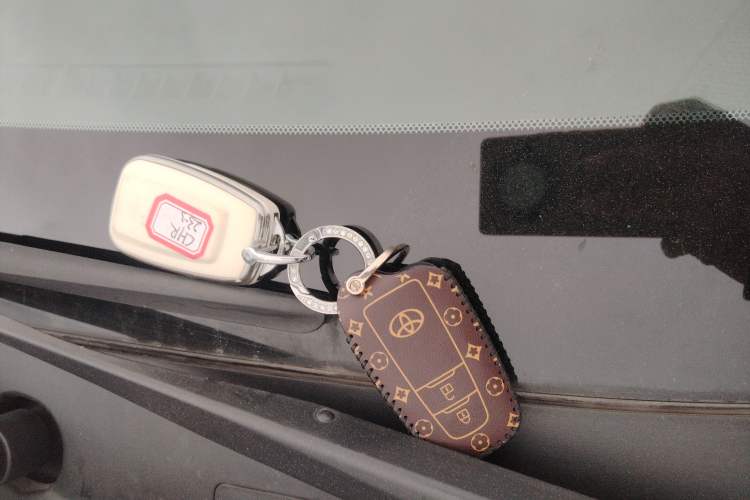 Used Toyota C-HR 2022 2.0L Leading Edition Vehicle Key