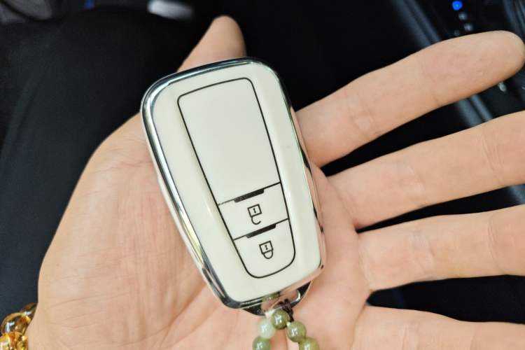 Used Toyota C-HR 2022 2.0L Comfort Edition Vehicle Key