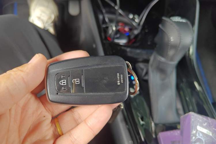 Used Toyota C-HR 2022 2.0L Leading Edition Vehicle Key