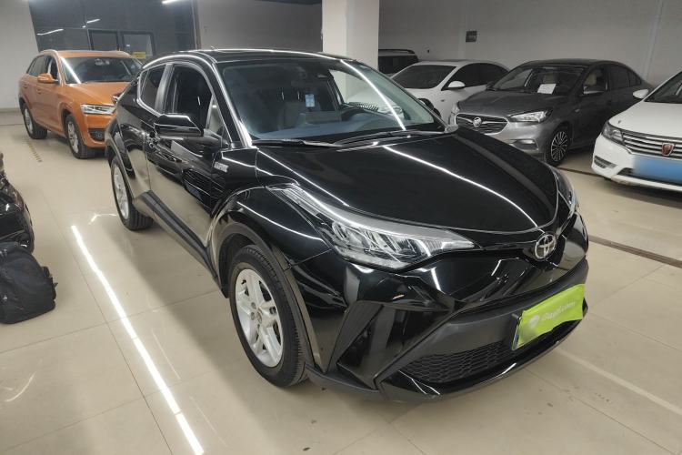 Used Toyota C-HR 2023 2.0L Leading Edition Exterior 2