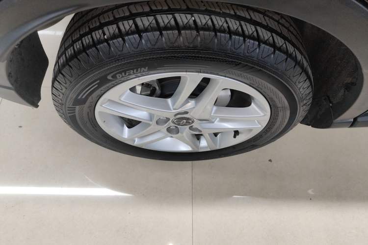 Used Toyota C-HR 2023 2.0L Leading Edition Exterior 8