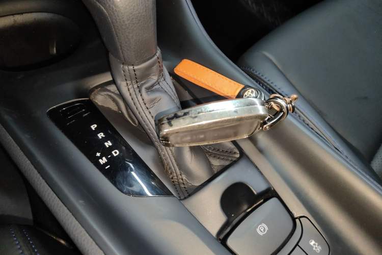 Used Toyota C-HR 2023 2.0L Leading Edition Interior 1