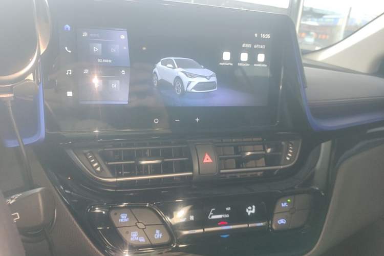 Used Toyota C-HR 2023 2.0L Luxury Edition Audio And AC Panel