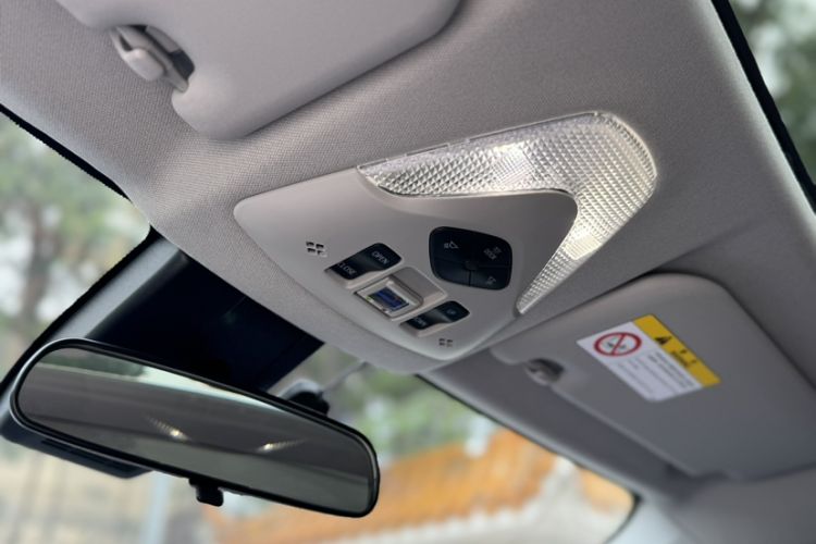 Used Toyota C-HR 2023 2.0L Leading Edition Headliner