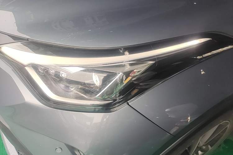 Used Toyota C-HR 2023 2.0L Luxury Edition Left Front Headlight