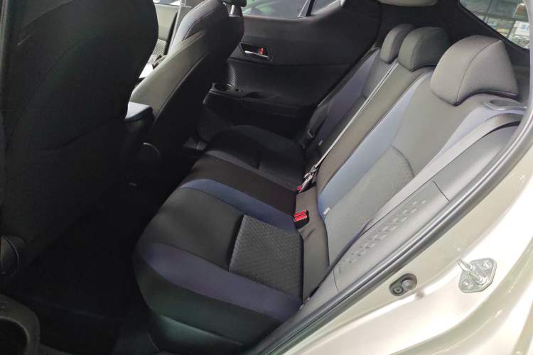 Used Toyota C-HR 2023 2.0L Smart Electric Hybrid Dual-Engine Comfort Version Left Rear Seat