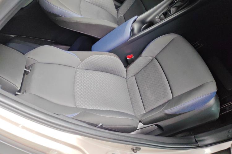 Used Toyota C-HR 2023 2.0L Smart Electric Hybrid Dual-Engine Comfort Version Right Front Seat