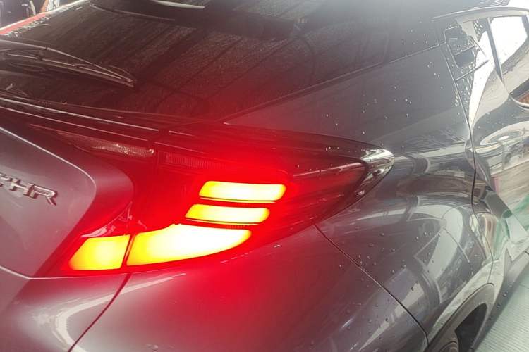 Used Toyota C-HR 2023 2.0L Luxury Edition Right Rear Taillight