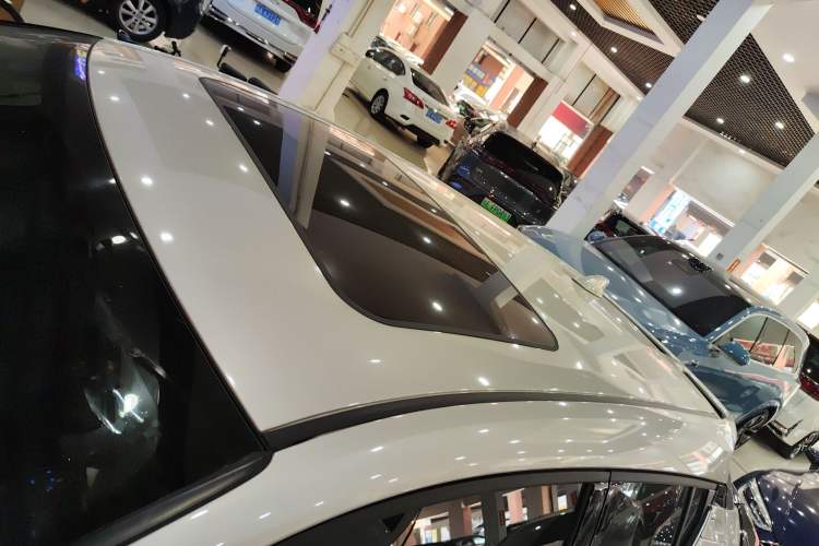 Used Toyota C-HR 2023 2.0L Luxury Edition Roof