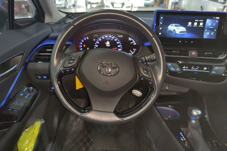 Used Toyota C-HR 2023 2.0L Luxury Edition Steering Wheel