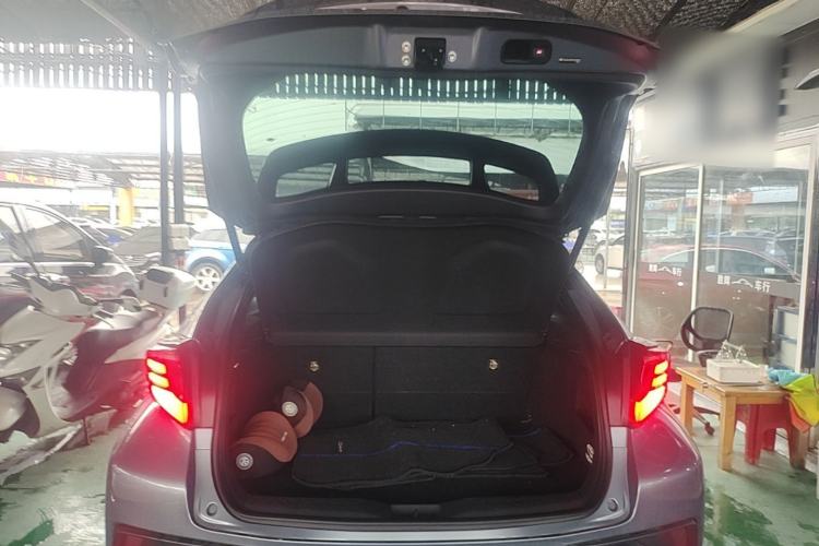 Used Toyota C-HR 2023 2.0L Luxury Edition Trunk