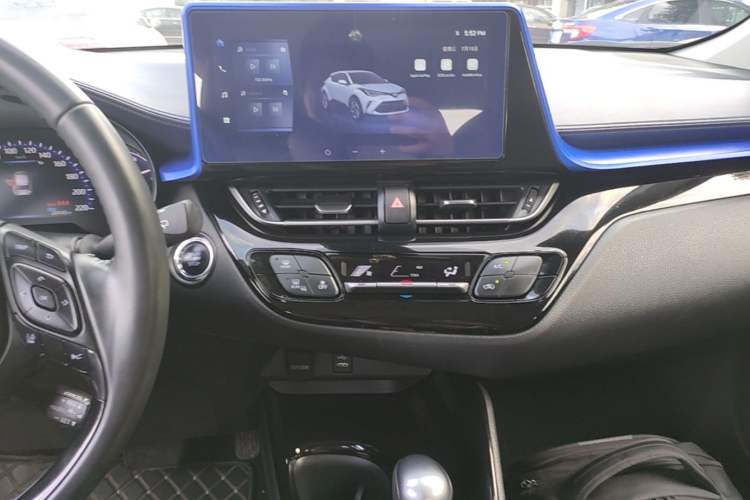 Used Toyota C-HR 2023 2.0L Luxury Edition Audio And AC Panel