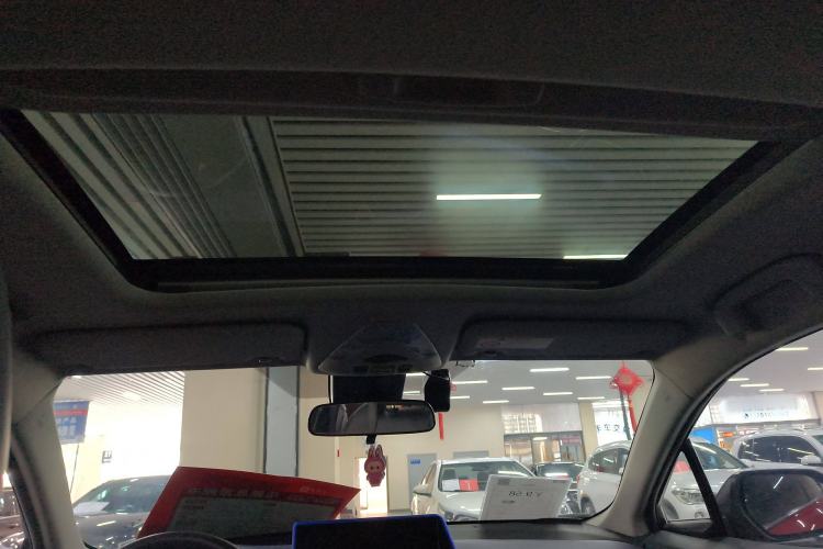 Used Toyota C-HR 2023 2.0L Luxury Edition Headliner