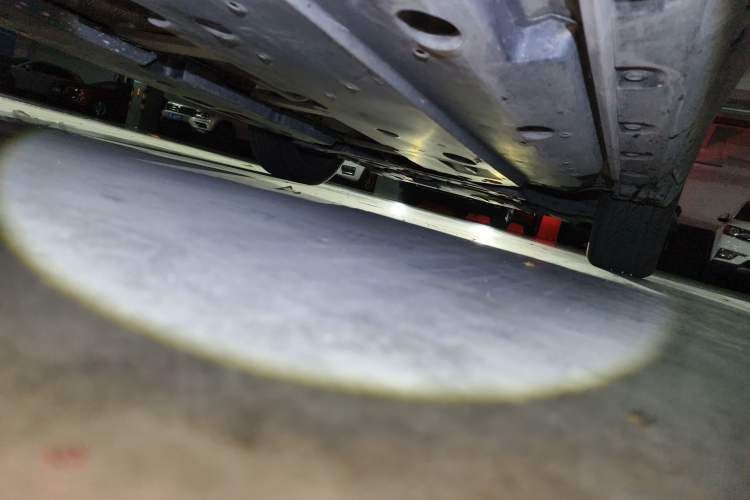 Used Toyota C-HR 2023 2.0L Luxury Edition Chassis Rear Right