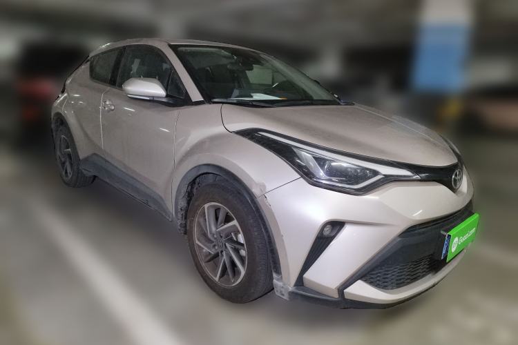 Used Toyota C-HR 2023 2.0L Luxury Edition Front Right 45 Deg