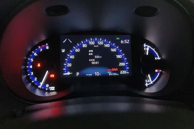 Used Toyota C-HR 2023 2.0L Luxury Edition Instrument Cluster