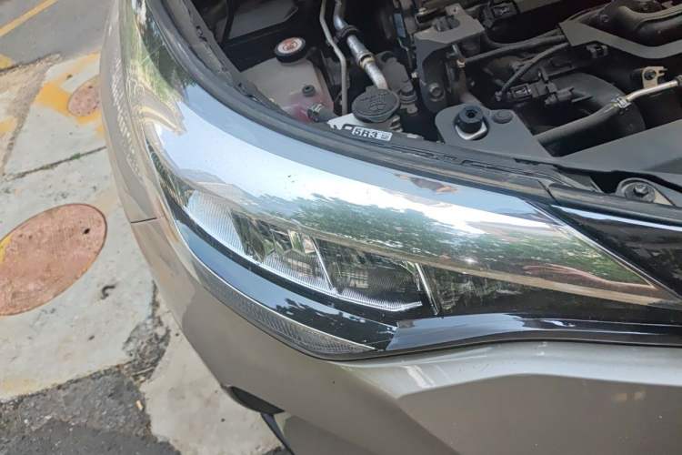 Used Toyota C-HR 2023 2.0L Leading Edition Right Front Headlight
