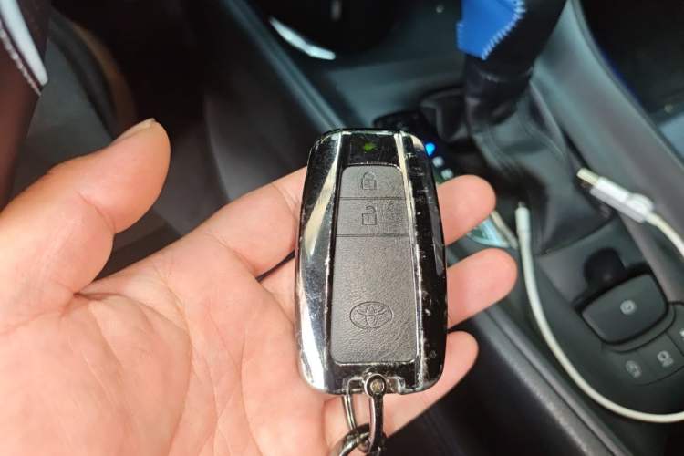 Used Toyota C-HR 2023 2.0L Leading Edition Vehicle Key