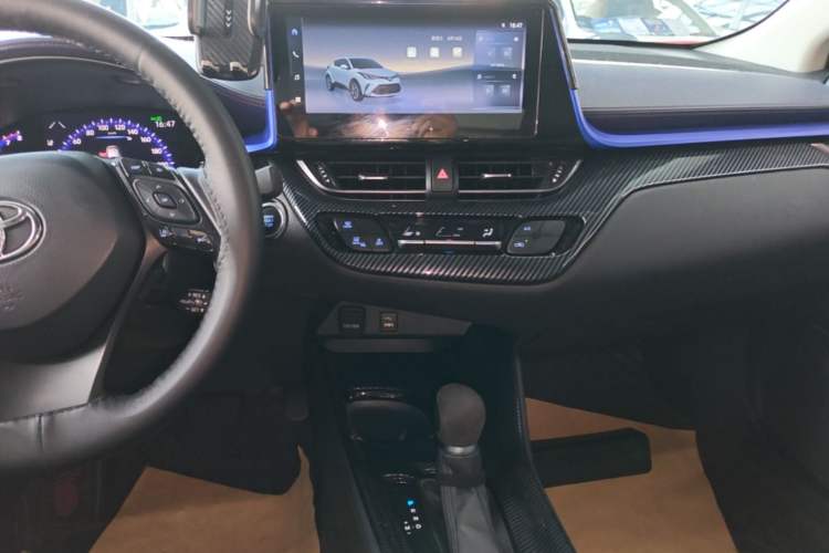 Used Toyota C-HR 2023 2.0L Luxury Edition Audio And AC Panel