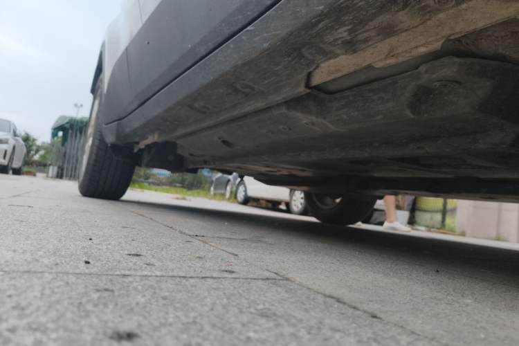 Used Toyota C-HR 2023 2.0L Leading Edition Chassis Front Right