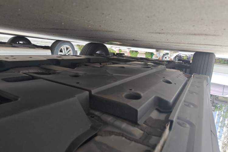 Used Toyota C-HR 2023 2.0L Luxury Edition Chassis Rear Left