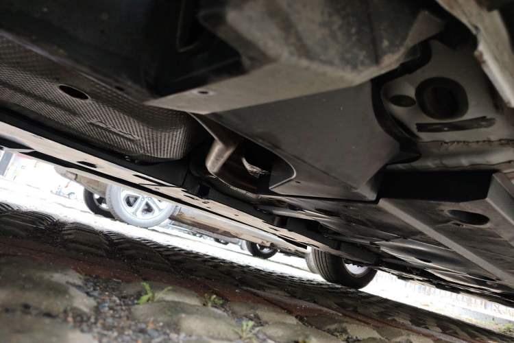 Used Toyota C-HR 2023 2.0L Comfort Edition Chassis Rear Right