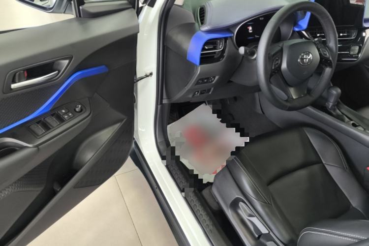 Used Toyota C-HR 2023 2.0L Comfort Edition Driver Seat