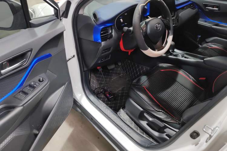 Used Toyota C-HR 2023 2.0L Comfort Edition Driver Seat