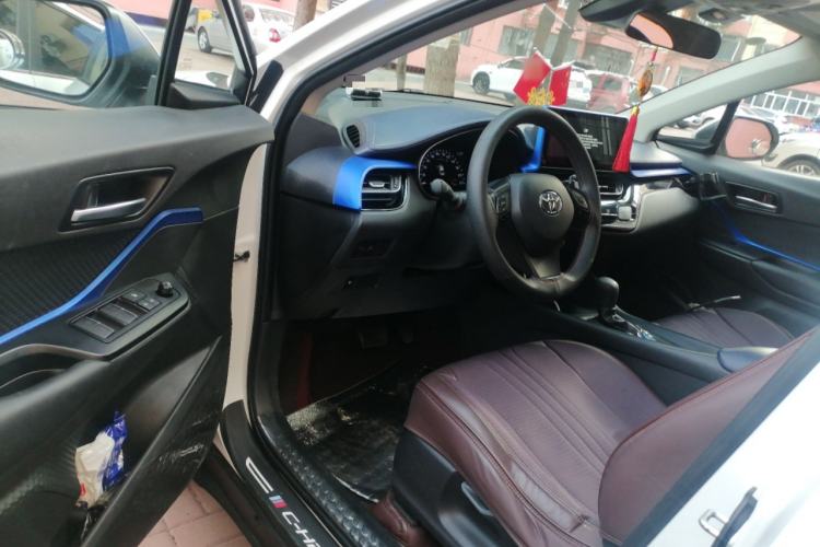 Used Toyota C-HR 2023 2.0L Comfort Edition Driver Seat