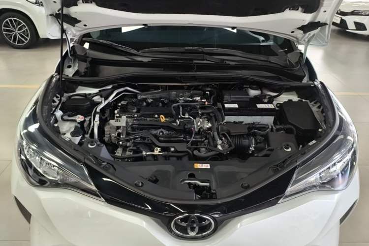 Used Toyota C-HR 2023 2.0L Comfort Edition Engine Bay