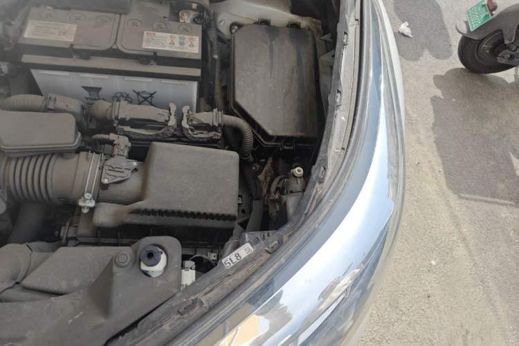 Used Toyota C-HR 2023 2.0L Comfort Edition Engine Bay Left