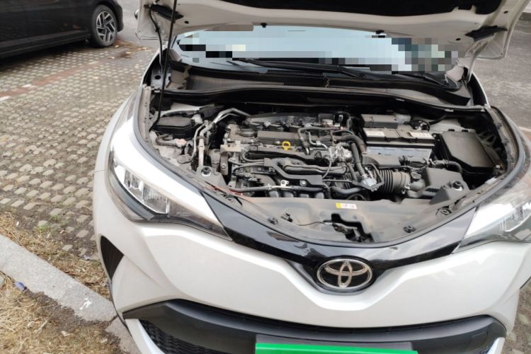 Used Toyota C-HR 2023 2.0L Comfort Edition Engine Bay Right