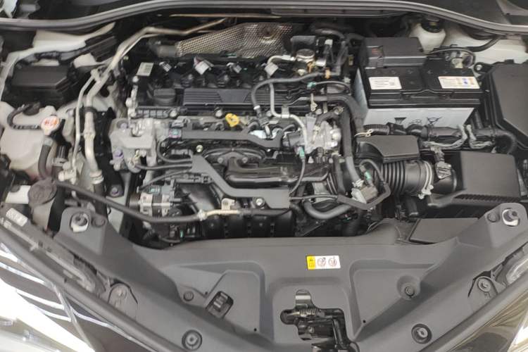 Used Toyota C-HR 2023 2.0L Luxury Edition Engine Bay